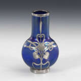 Jugendstil-Vase mit Silberauflage - photo 1