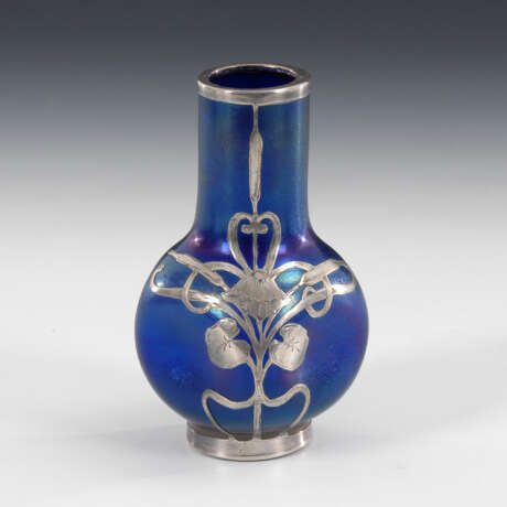 Jugendstil-Vase mit Silberauflage - Foto 1