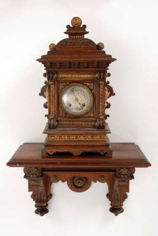 Kleine Gründerzeit-Uhr mit Konsole, GUSTAV BECKER - photo 1