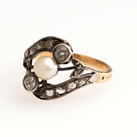 Ring mit Zuchtperle und Altschliff-Diamanten um 1900 - Foto 1