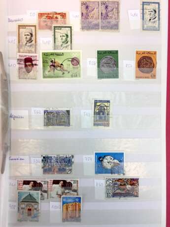 Sortierte Briefmarkensammlung AFRIKA, SÜDAMERIKA, RUSSLAND, NAHER OSTEN, ASIEN: China, Japan, Indien, Pakistan, Burma,.. - Foto 11