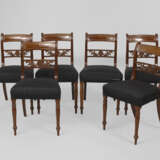 Englische Sitzgruppe mit Tisch und 6 Stühlen - photo 2
