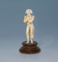 Elfenbein-Miniatur-Figur: "Napoleon Bonaparte"