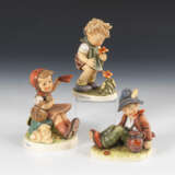 3 HUMMEL-Figuren: Blumenpflücker, Mädchen mit Korb, Junge mit Krug - Foto 1