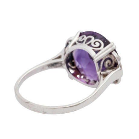 Ring with round Amethyst of approx. 14 mm and 8 diamond roses, - photo 3