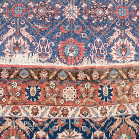 Orientteppich. PERSIEN, 20. Jahrhundert, 340x227 cm. - Foto 3