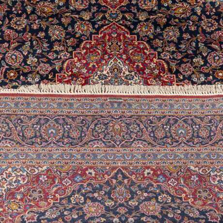 Orientteppich. KESHAN/PERSIEN, 20. Jahrhundert, 410x302 cm. - photo 2
