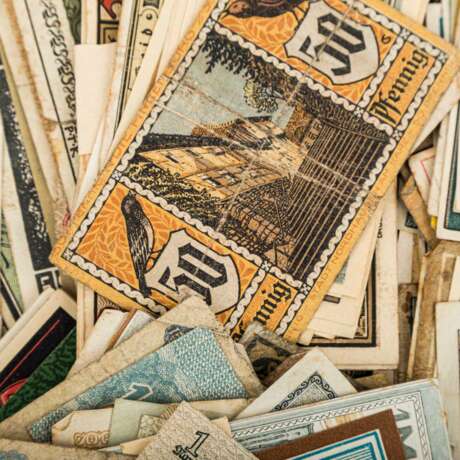 Vielseitiges Konvolut Banknoten, Deutschland, Österreich -Ungarn, Sowjetunion, 20. Jahrhundert. - - photo 2