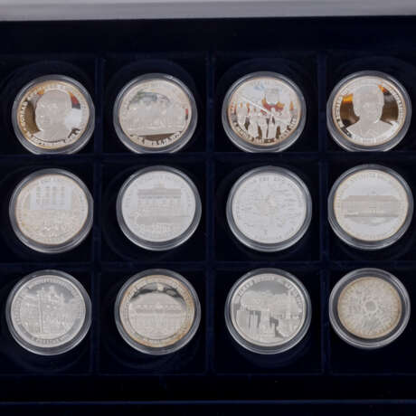 Medaillen - 40 Jahre BRD, 23 Sterlingsilbermedaillen - фото 2