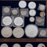 Tüte mit Münzen und Medaillen, dabei GOLD und viel SILBER - - Foto 5