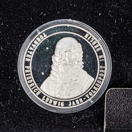 Medaillen Feinsilber 750 Jahre Berlin in 2 Schatullen, - photo 2