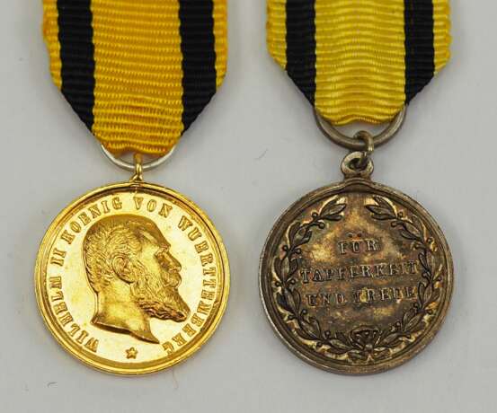 Württemberg: Militär-Verdienstmedaille, Wilhlem II., Gold und Silber Miniatur. - Foto 1