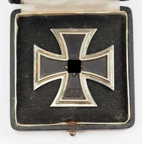 Eisernes Kreuz, 1939, 1. Klasse, im Etui - L/11. - Foto 1