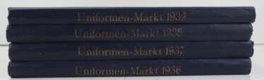 Uniformen-Markt/ Deutsche Uniformen-Zeitung. 4 Bände von 1936 - 1939.