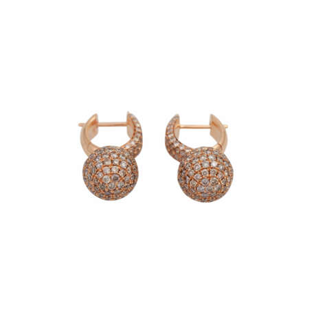 Ohrringe ausgefasst mit braunen Brillanten, zusammen ca. 2 ct, - фото 2