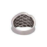 Ring mit Diamantbesatz von mittlerer Qualität, - Foto 4