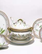 Sieben Teile aus dem Service