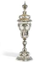 Großer Historismus Buckelpokal