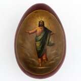 Lack-Osterei mit segnendem Christus und rückseitigen Passionswerkzeugen - Foto 1