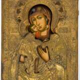 Sehr grosse Ikone der Gottesmutter Feodorovskaja mit handgetriebenen Messingoklad - фото 1