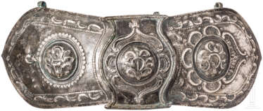 Silberne Gürtelschließe, balkantürkisch, 19. Jahrhundert