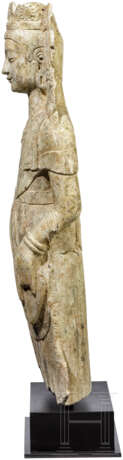Figur eines stehenden Bodhisattvas, China, Nördliche Qi-Dynastie (550 - 577) - photo 4