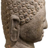 Großer Buddha-Kopf aus Vulkangestein, Borobudur/Java, 9. Jahrhundert - Foto 6