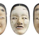 Drei Masken zur Darstellung junger Frauen - photo 1