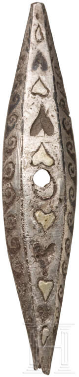 Teil eines silbernen Gürtelbeschlags mit Niello-Einlagen, römisch, 3. Jahrhundert - photo 1