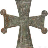 Kreuzanhänger, Bronze, mittelbyzantinisch, 9. - 11. Jahrhundert - Foto 1