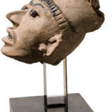 Veracruz Terrakotta-Kopf eines Kriegers, Mexico, Remojadas-Kultur, ca. 100 vor Christus - 800 n. Chr. - фото 4