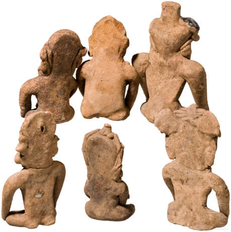Gruppe von sechs sitzenden Terrakottafiguren, West-Mexiko - фото 2