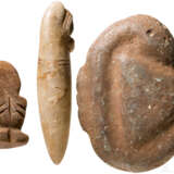 Drei Steinfiguren, Karibik, Taíno-Kultur, 11. - 15. Jahrhundert - photo 2