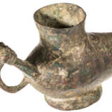 Bronzelampe mit Kreuzgriff, frühbyzantinisch, 5. Jahrhundert - photo 2
