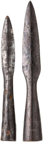 Zwei eiserne Lanzenspitzen, Völkerwanderungszeit, 5. - 7. Jahrhundert - photo 1