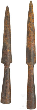Zwei eiserne Lanzenspitzen, Südosteuropa, Frühmittelalter, 7. - 8. Jahrhundert - Foto 1
