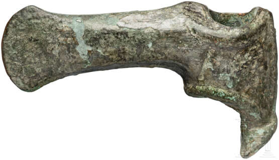 Schaftlochaxt der Bronzezeit, Südosteuropa, ca. 22. - 16. Jahrhundert vor Christus - Foto 1