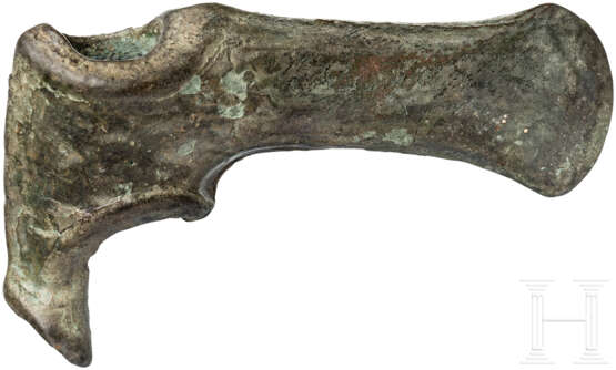 Schaftlochaxt der Bronzezeit, Südosteuropa, ca. 22. - 16. Jahrhundert vor Christus - Foto 2