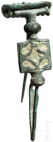 Bronzefibel, ostkeltisch, 3. - 2. Jahrhundert vor Christus - photo 1