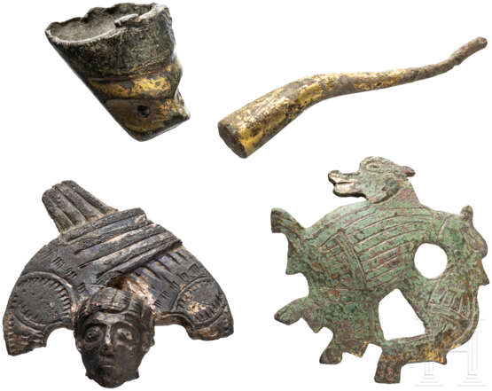 Drei Bronzefragmente, mittelbyzantinisch und romanisch, 9. - 11. Jahrhundert - фото 1