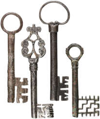 Vier frühe Schlüssel, deutsch/Frankreich, 14. - 16. Jahrhundert