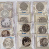 Gemischtes Lot mit unter anderem Kaiserreich Silbermünzen zu 1 Mark, - photo 3
