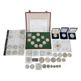 Lot mit Silbermünzen, Medaillen und 1 Goldmünze - Foto 6