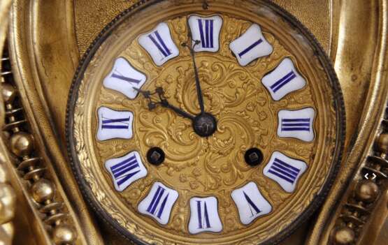 “ Clock with candelabraFrance19th century” - photo 4