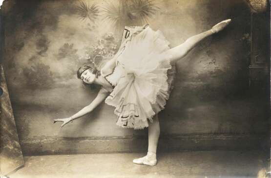 Adolphe de Meyer. Tänzerin - Foto 1