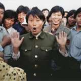 Jeff Widener. Singende Polizistin auf dem Tiananmen-Platz in Peking, 3./4. Juni 1989 - Foto 1