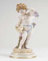 Große Figur 'Amor mit Korb'