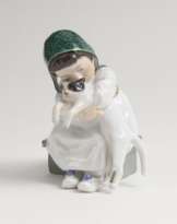 Figur 'Kind mit Katze im Arm'