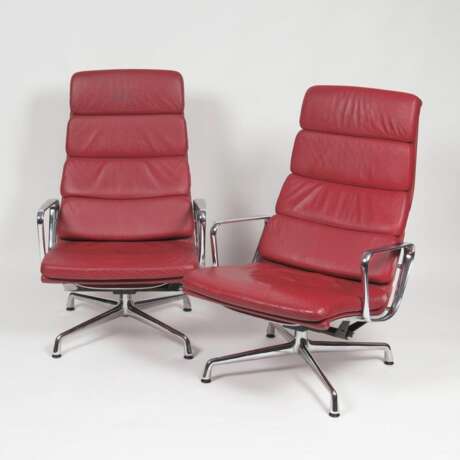 Charles & Ray Eames. Paar Soft Pad Chairs EA 222 - photo 1