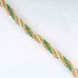 Gold-Armband mit Smaragden und Perlen - фото 2